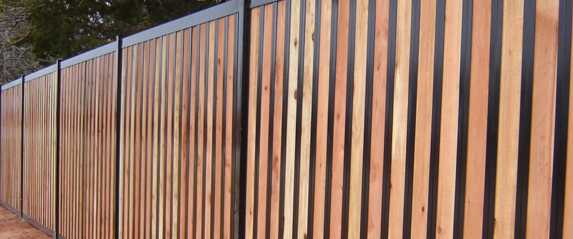 How To Improve Your Property Value With Vinyl And Iron Fences For Fix-And-Flip Projects In OKC