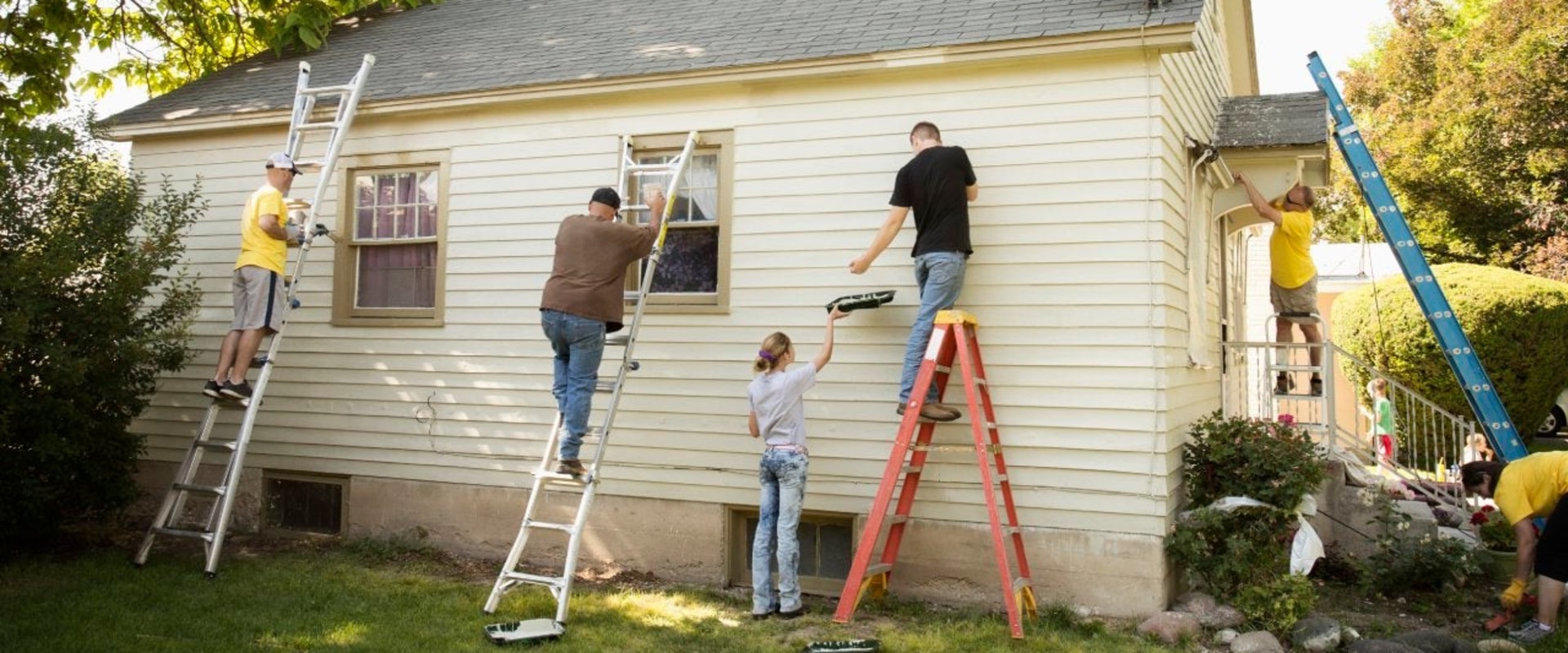 How much money do you need to start flipping houses?